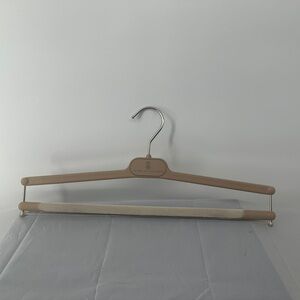 BRUNELLO CUCINELLI TAN PANTS HANGER FLOCKED BAR